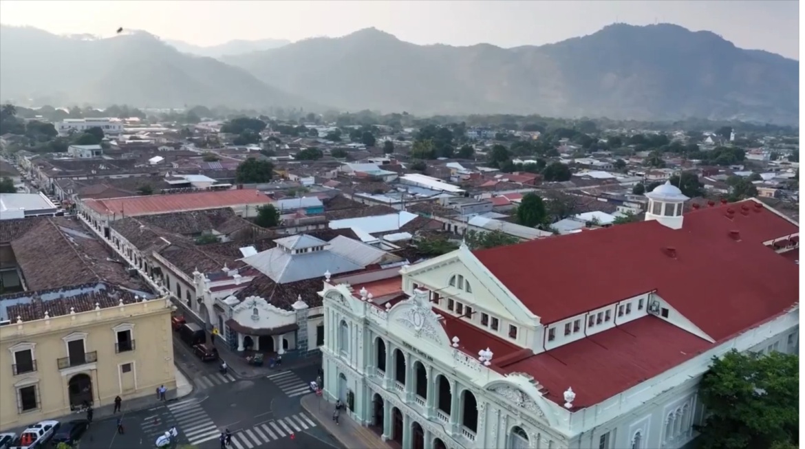 La Rebusca: ¿Qué sigue después de la reducción de municipios en El Salvador?